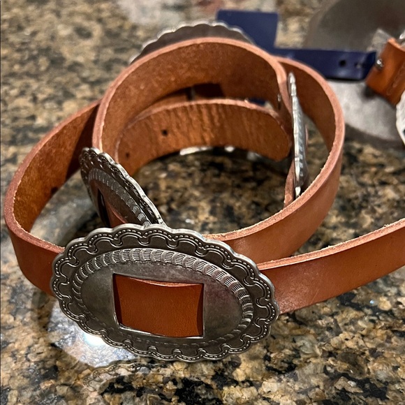 American Living Brown Leather Belt with Silver Buckle - Picture 2 of 7
